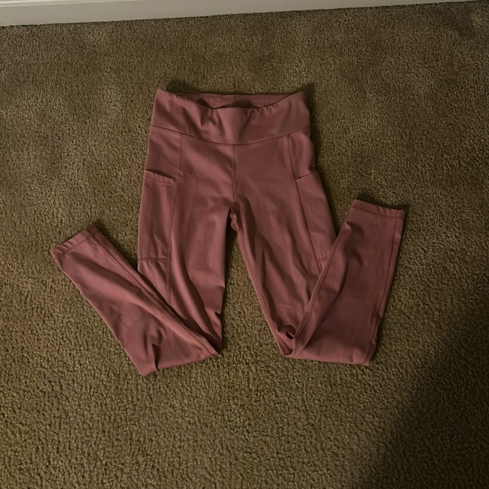 Aeropostale pink leggings with pockets